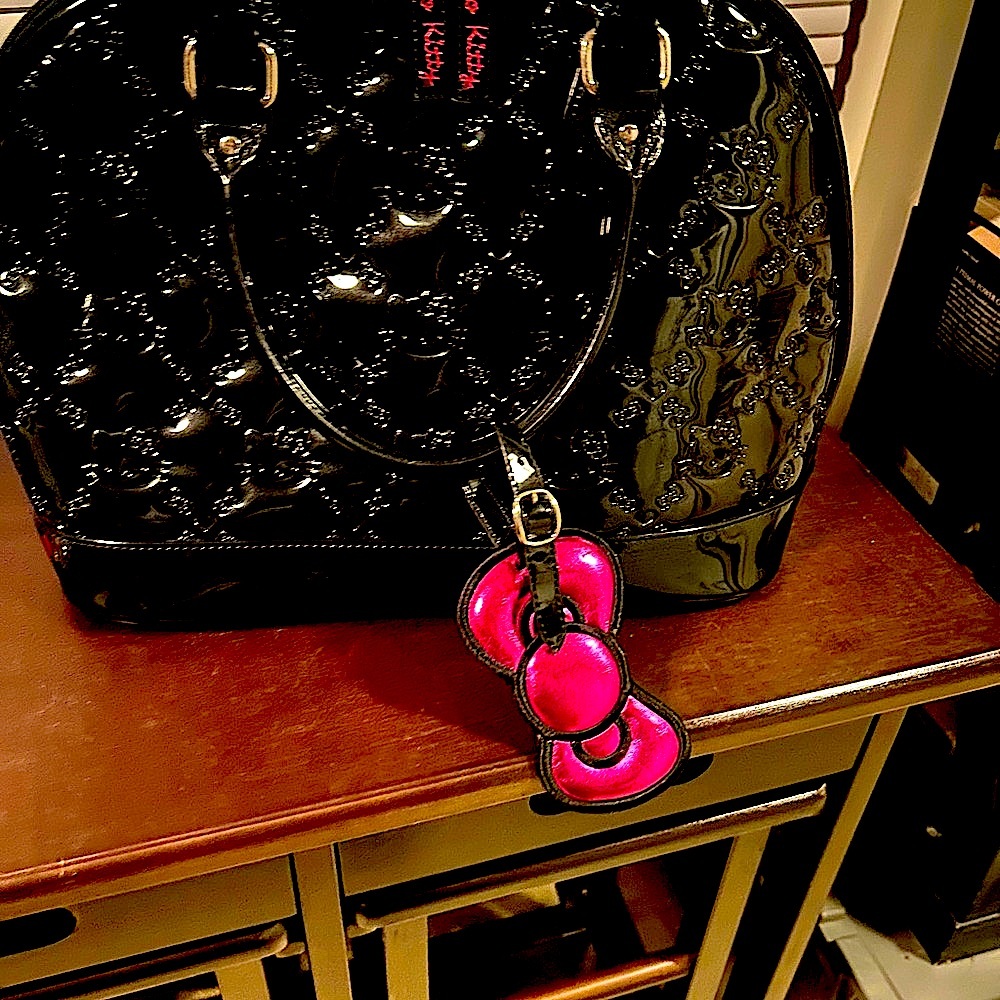 COPY - NWT Hello Kitty Soild Black Hand Bag